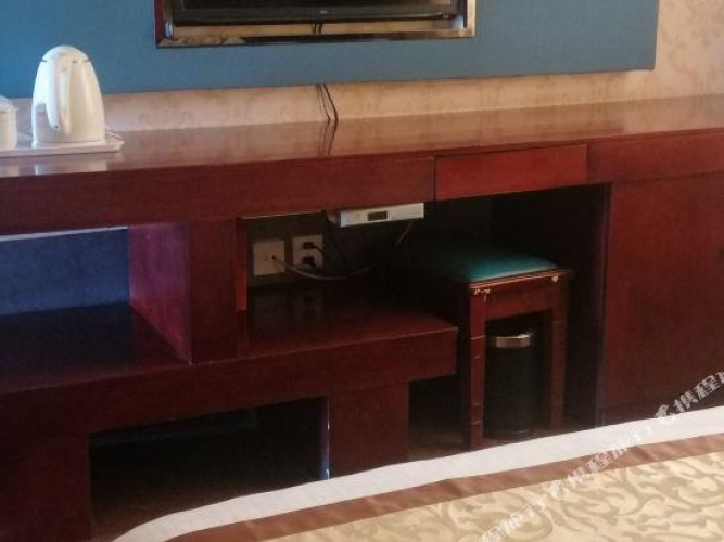 Quadruple Suite