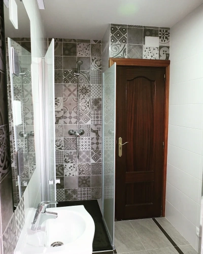 Standard Twin room with balcony