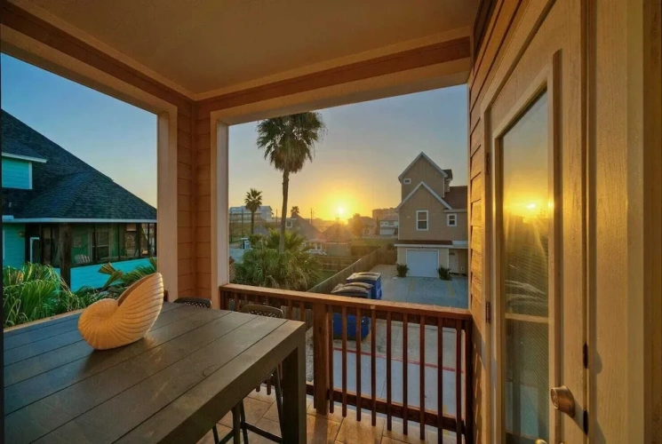 4 Bedrooms Cottage