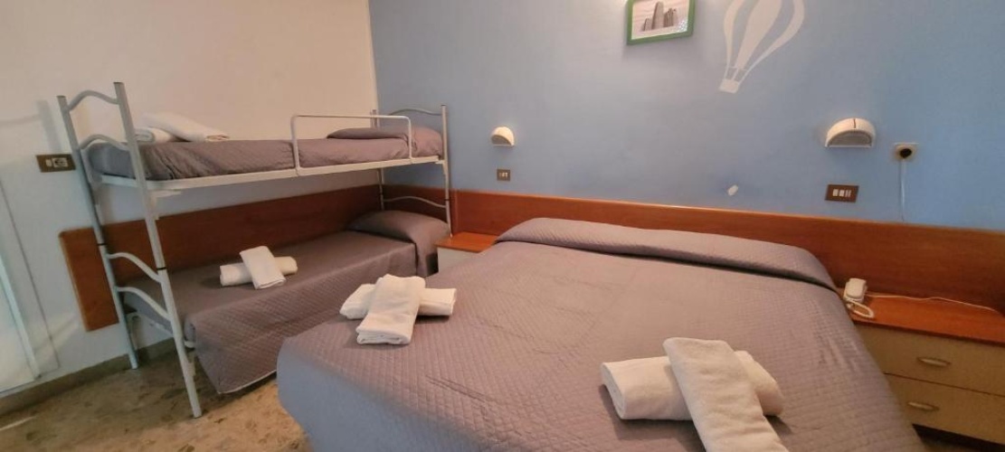 Economy Quadruple room