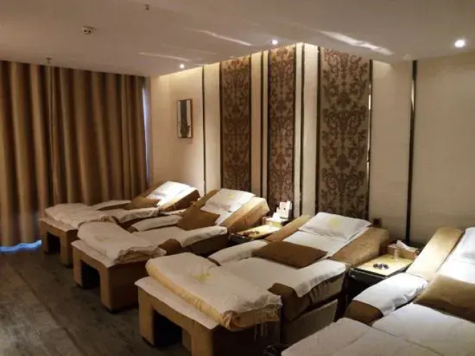 95 Hotel Chain Ziyun