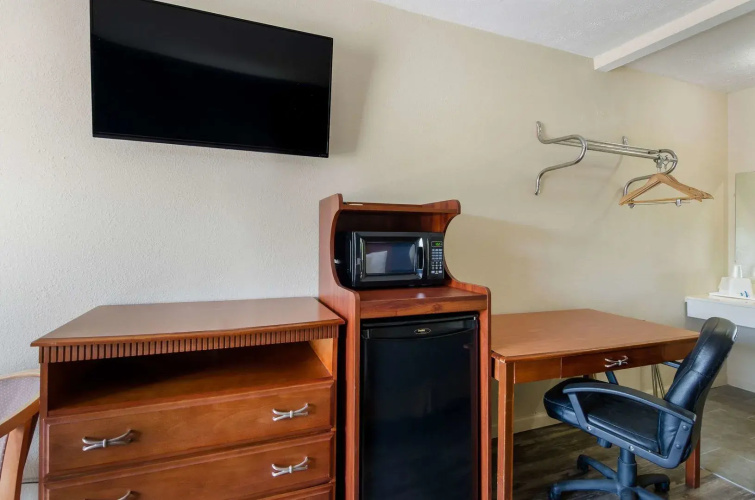 Rodeway Inn