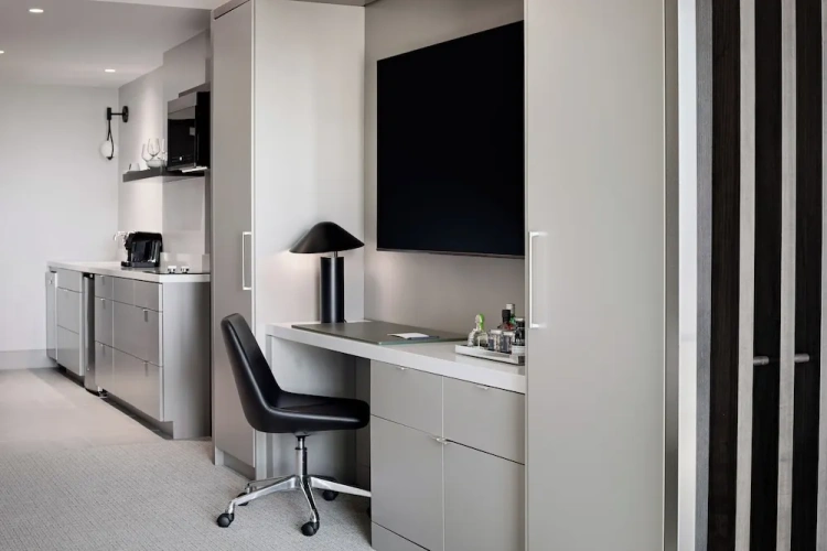 Executive Double Suite