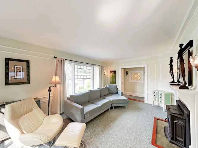 8 Roberts Avenue Home 2 Bedrooms 2 Bathrooms Home
