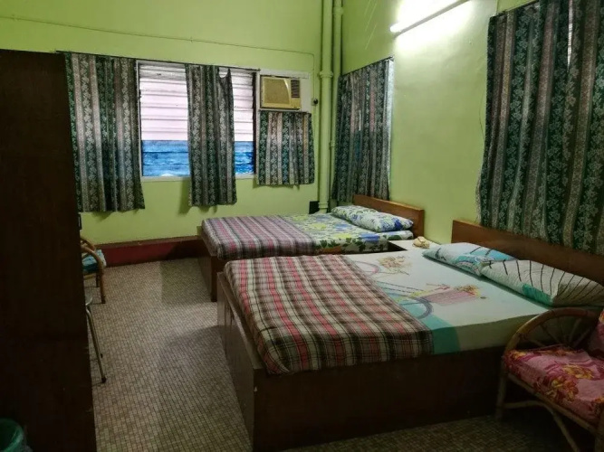 Paradise Hotel