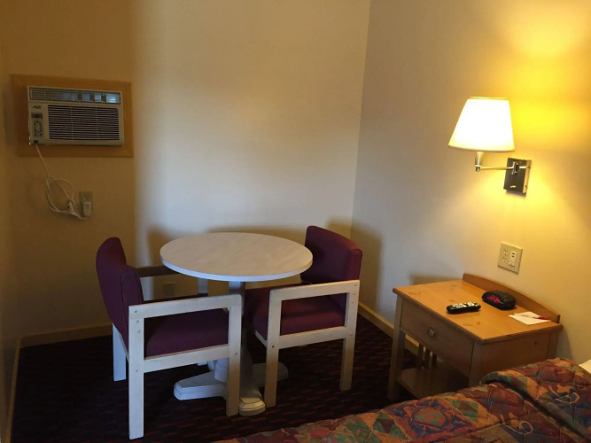 Relax Inn