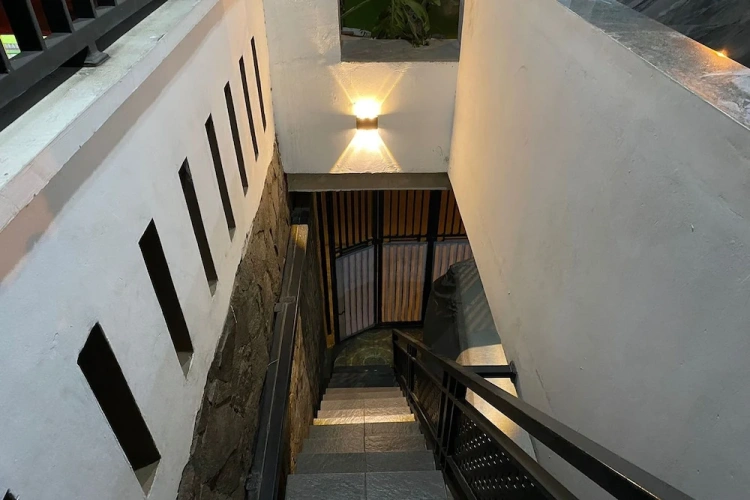 2 Bedrooms Villa