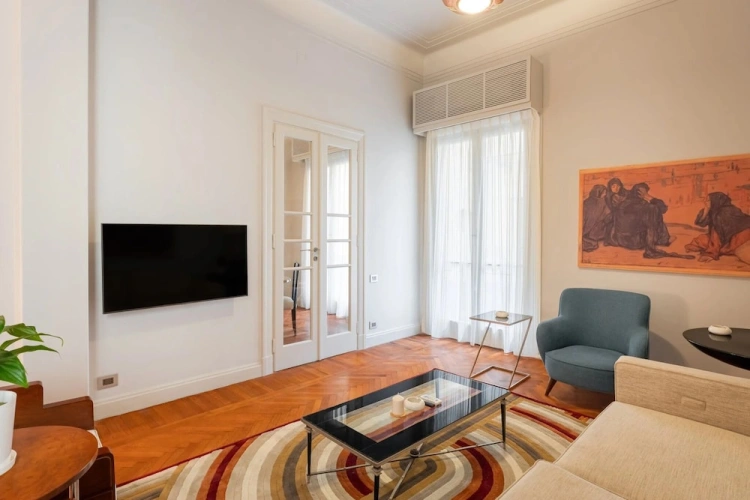 1 Bedroom Apartment with city view
