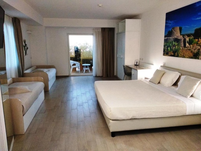 Standard Quadruple room
