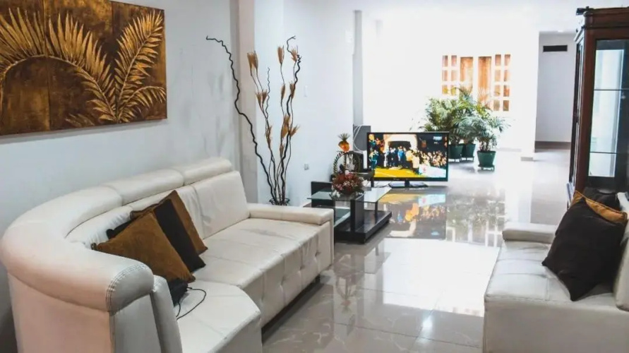 Hotel Palms Central