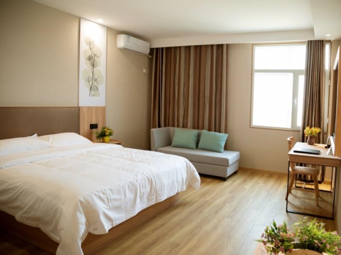 Standard Double room with view