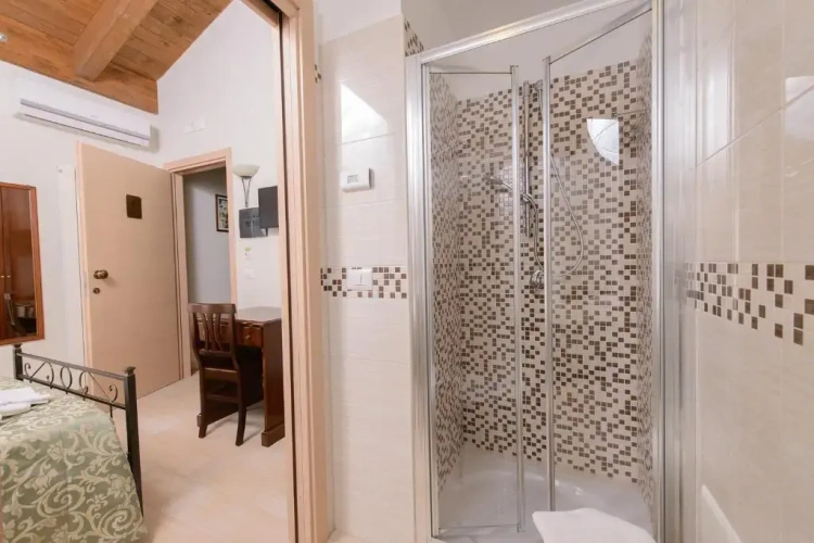 Standard Single room with balcony and with view