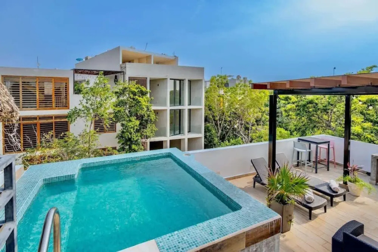 Private Room Roof Garden W/nice Pool BBQ