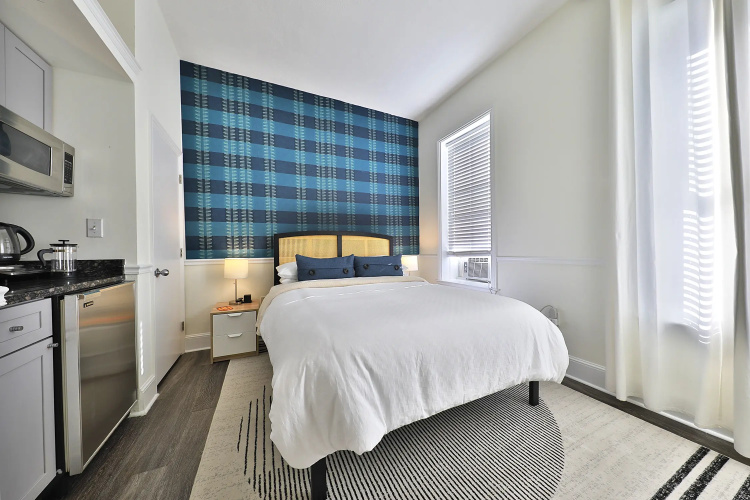 Modern Studio in South End!