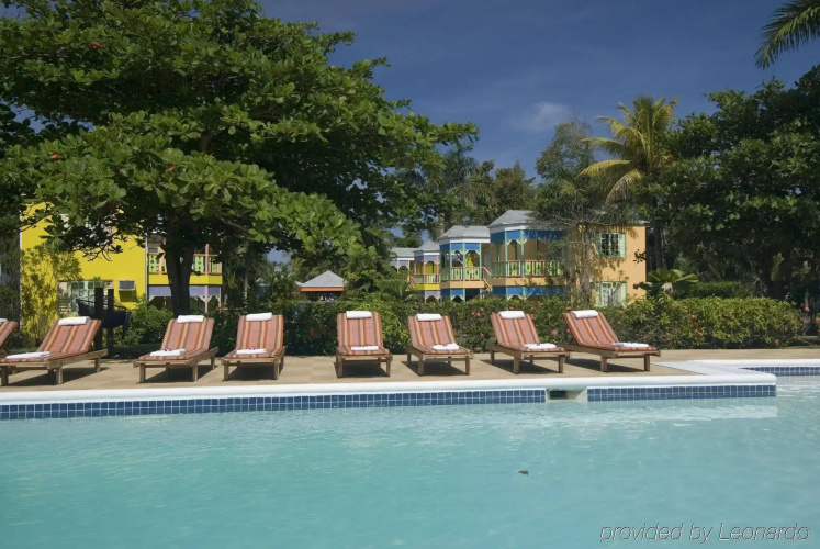 Grand Pineapple Beach Negril