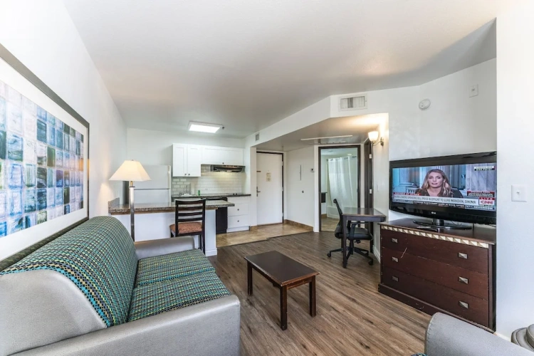 1 Bedroom Economy Apartment
