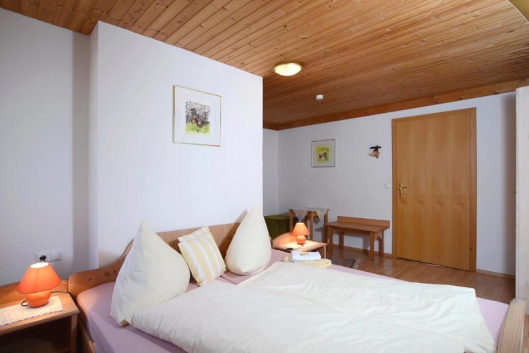 Standard Triple room with balcony