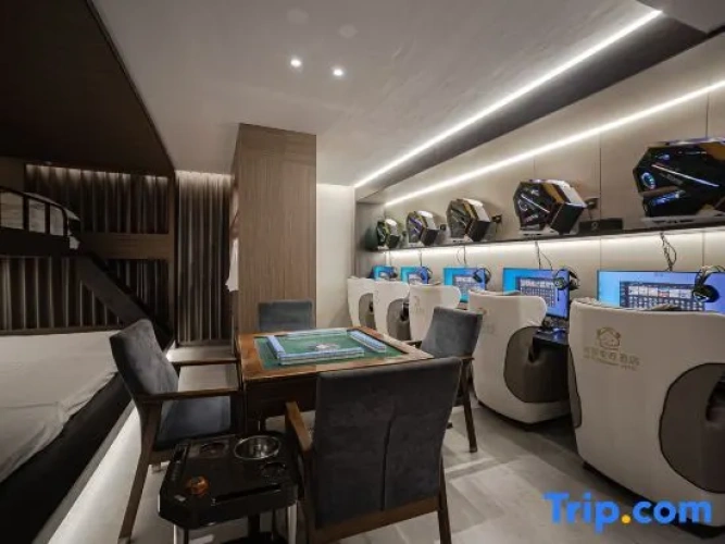 Standard Quintuple room