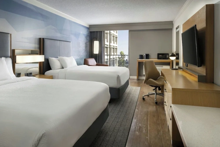 Standard Quadruple room with balcony