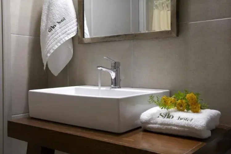 Silo Hotel Apartments