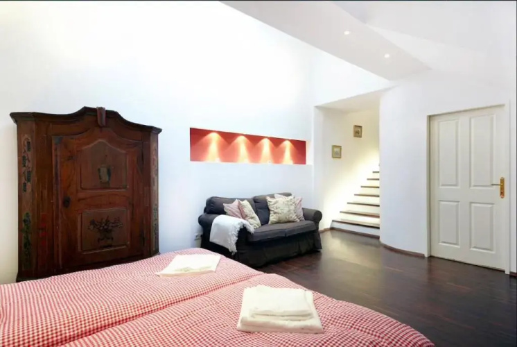 Vienna Penthouse 1