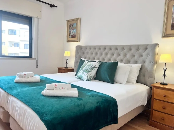 1 Bedroom Apartment with balcony