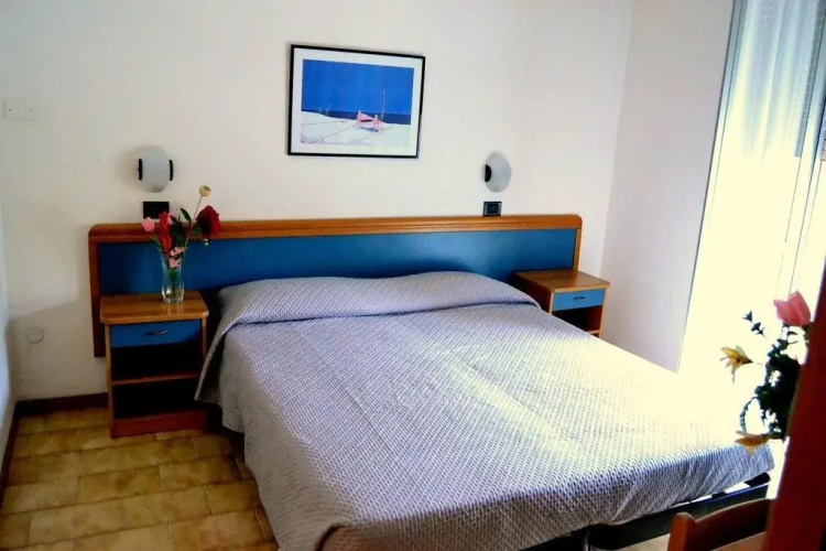 Vinsea Hotel