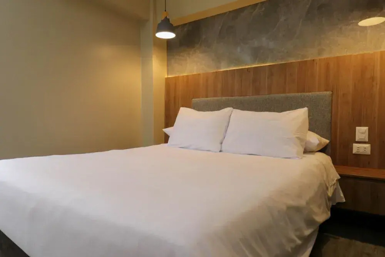 w Classic 1BR w AC in San Isidro