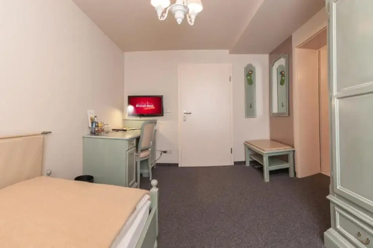 Standard Single room