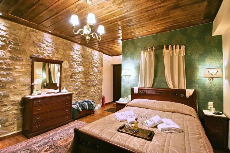 En Dimitsani Guest House