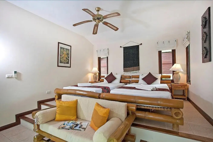 Bamboo Villa P9