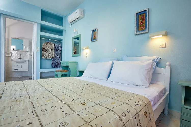 Glaros Hotel