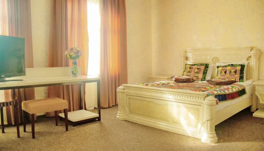 Star Hotel