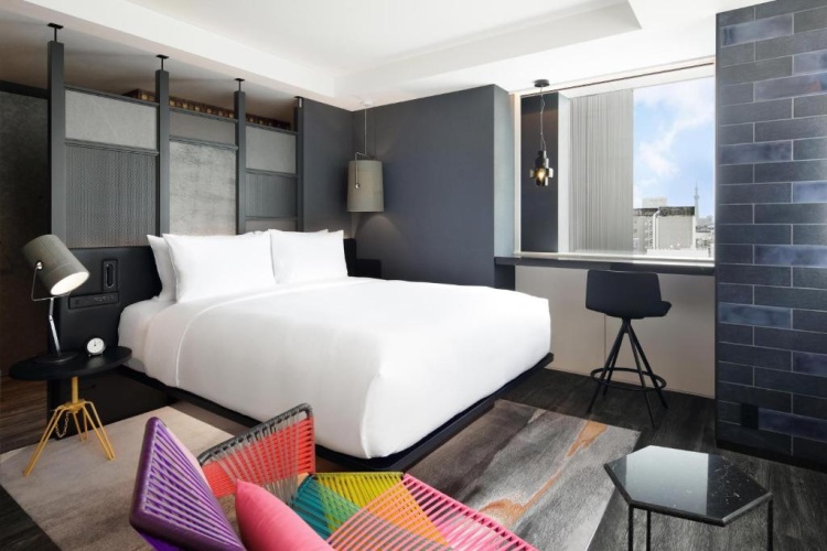 Double Aloft Suite