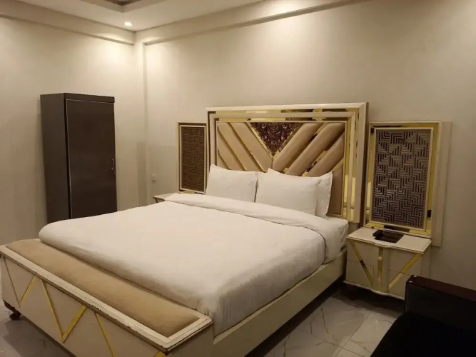 White House Hotel & Resorts