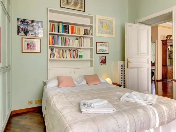 2 Bedrooms Apartment