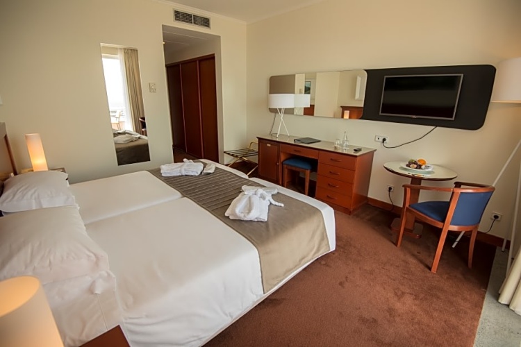 Executive Twin room with ocean view