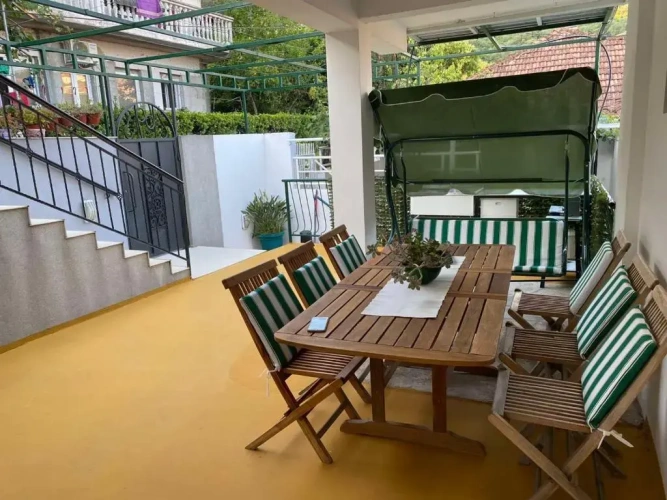 2 Bedrooms Apartment with balcony and with view