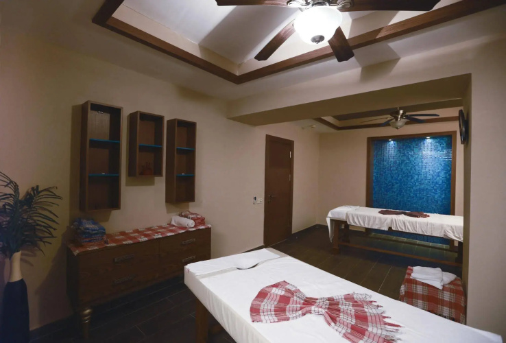 Insula Resort & Spa