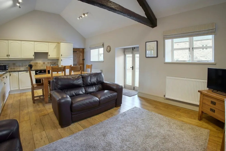 Host Stay Derwent