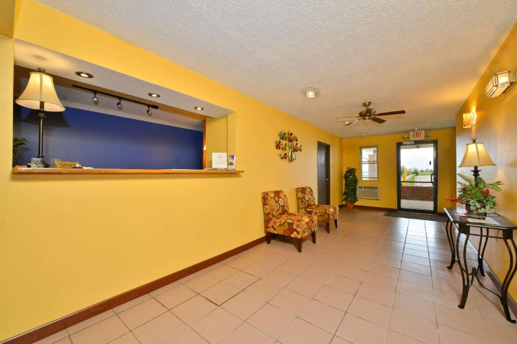 Americas Best Value Inn Decatur, IL