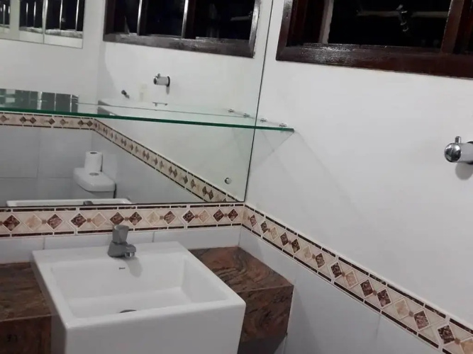 Hostel E Suites Rota Da 13