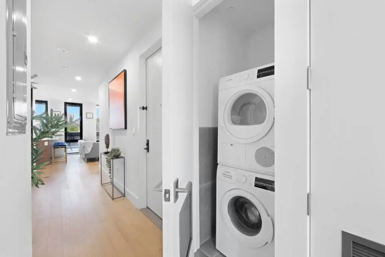 149bk-501 New 2br 2baths With a Private Terrace