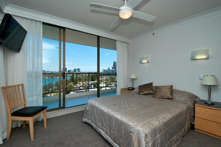 2 Bedrooms Deluxe Apartment