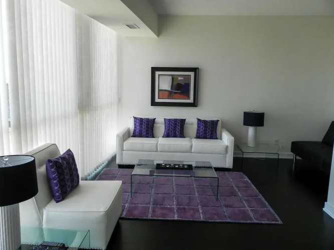 Pathway Luxury Suites - 4065 Brickstone