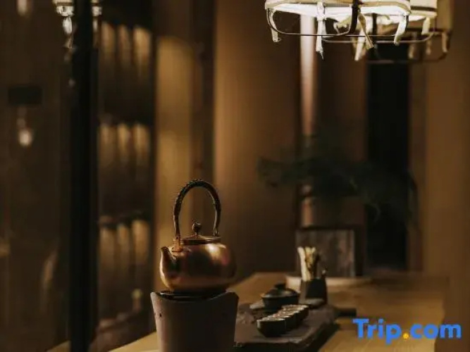 TingChan Hotel