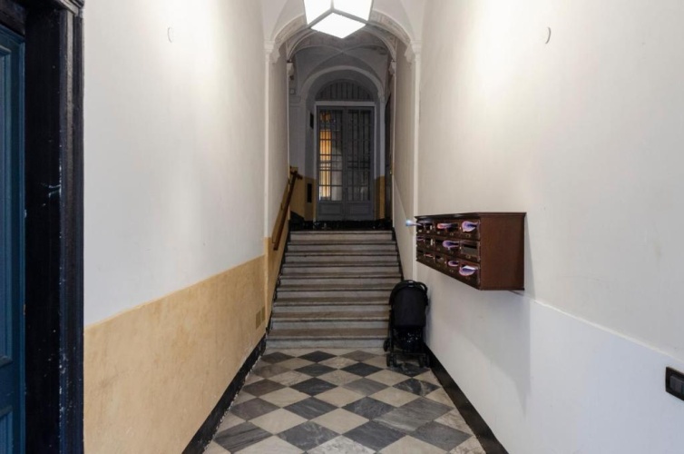 3 Bedrooms Apartment
