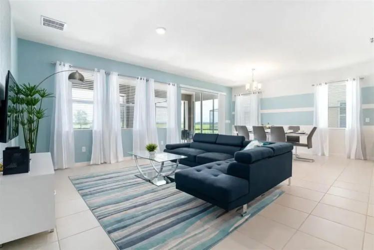 5BR Pool Home w Gameroom