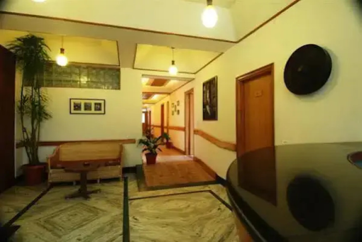 The Eee Cee Hotel