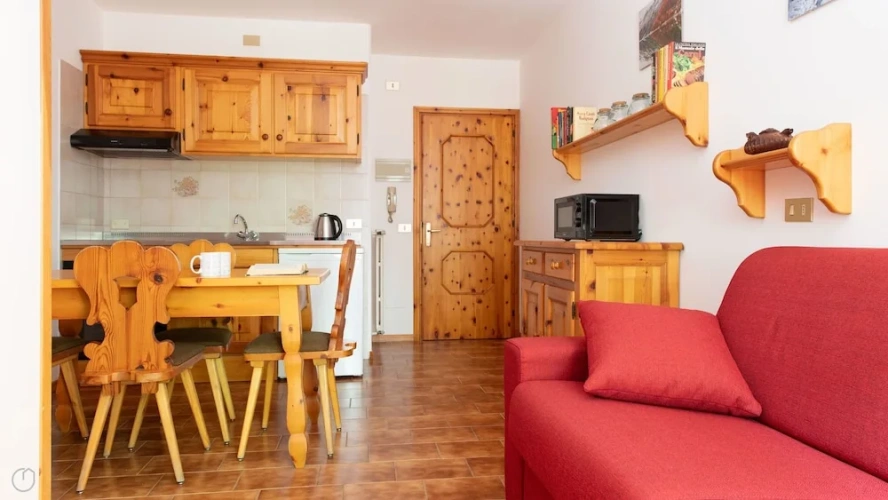Apartment with balcony